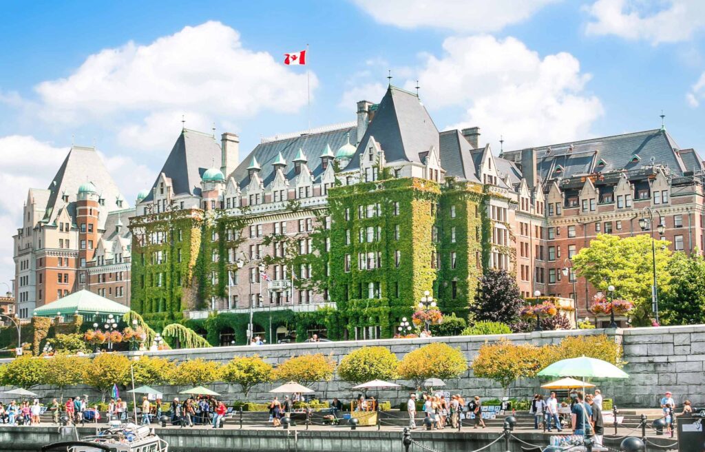 Relocating to Canada - A Building and Flag