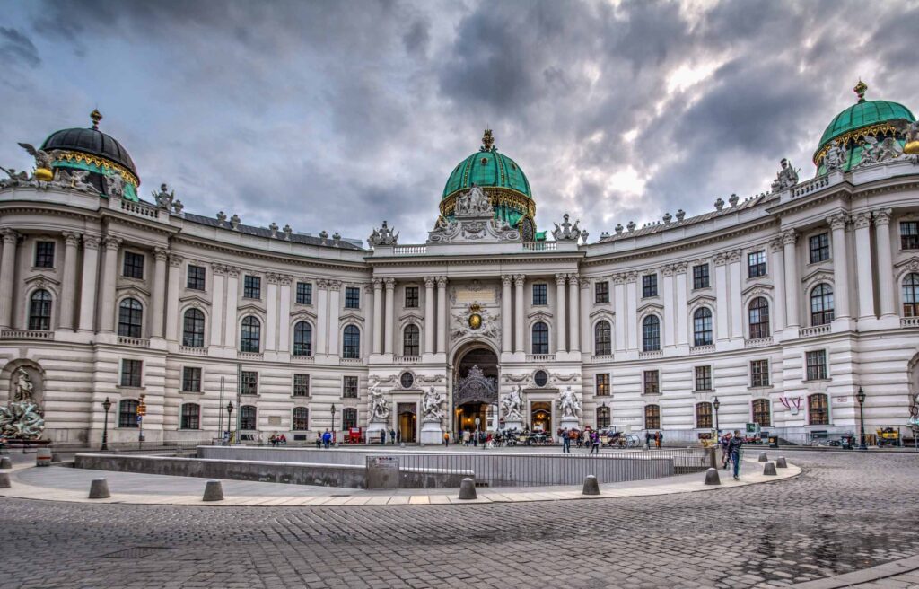 Relocating to Vienna Made Easy with This Ultimate City Guide