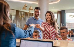 IHG vs. Hilton – The Insider Guide to Points, Perks & Annual Value