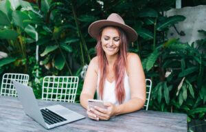 10 Best Apps for Digital Nomads You’ll Download and Never Uninstall