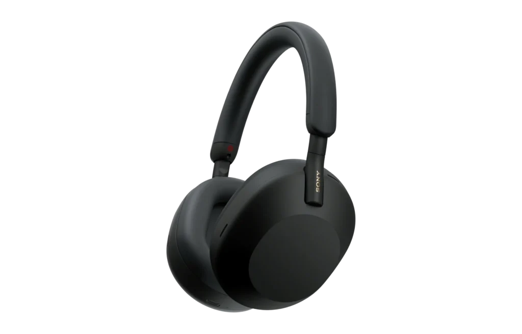 Over-ear noise-canceling headphones with wireless connectivity.