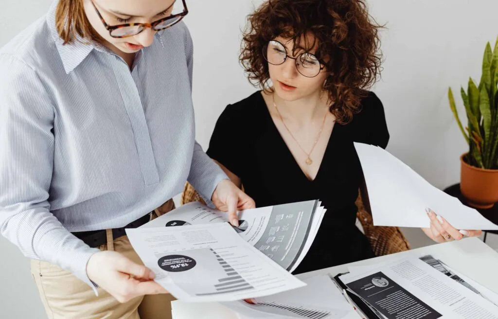 Corporate relocation team coordination